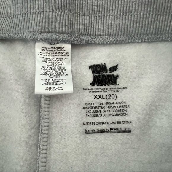 Tom and Jerry Women's Embroidered Graphic Print Gray Comfy Shorts Sizes XXL - Picture 7 of 8